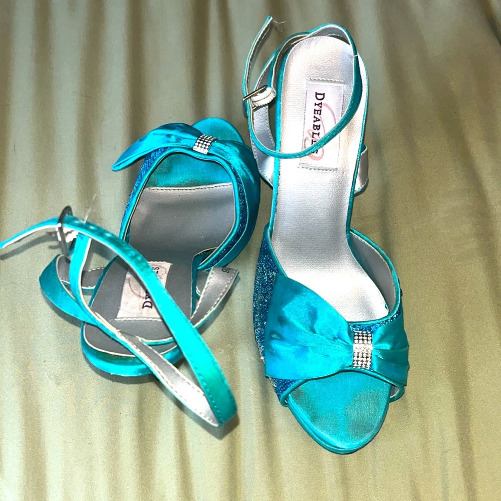 Worn twice;little wipe down- They’d be in excellent shape.